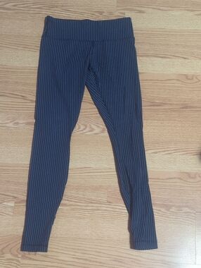 Lululemon Women's Navy Pinstripe Leggings
